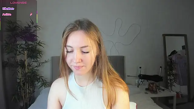 Luna G0ld online show from 10-12-25, 11:04