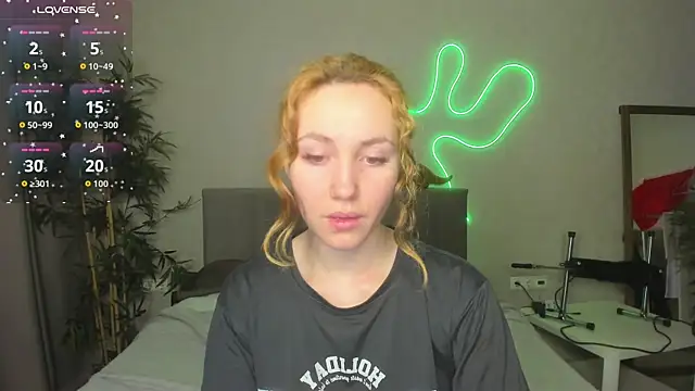 Luna G0ld online show from 11-15-25, 12:08