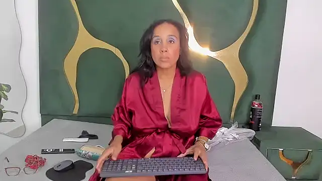 perlaasm online show from 10-26-25, 02:12