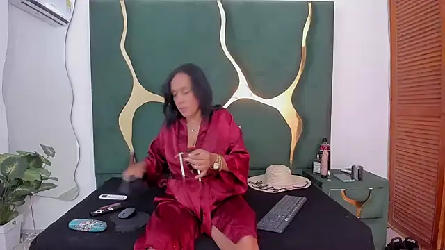 perlaasm online show from 10-29-25, 01:02