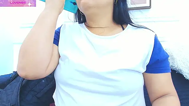 Daisy Price online show from 11-15-25, 10:45