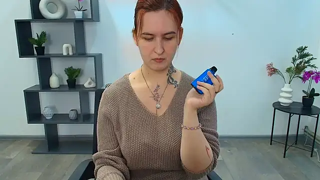 RubyHolmess online show from 09-26-25, 01:59