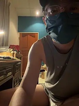 Rmangotw online show from 11-16-25, 01:06