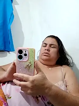 yaneth  online show from 11-10-25, 01:26