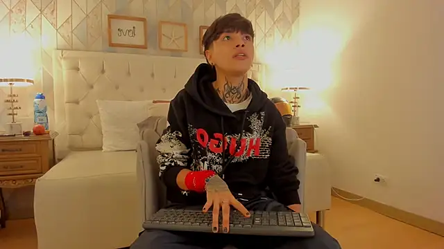 b3k afrodict online show from 10-13-25, 01:22