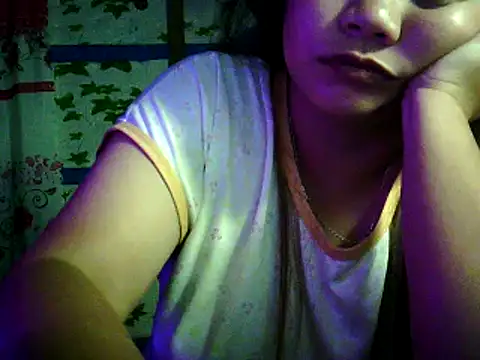 yuana25 online show from 10-15-25, 01:00