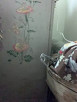 yang-2269 online show from 02-15-26, 07:21