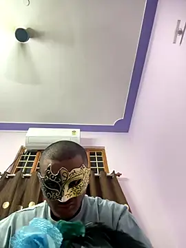 Snapshot of VVcouple chatting on 11-26-25, 05:58 VVcouple online show from 11-26-25, 05:58