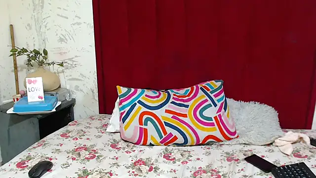 SexyChantyBabe25 online show from 09-11-25, 08:31