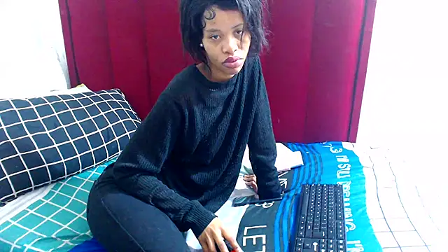 SexyChantyBabe25 online show from 09-19-25, 09:59