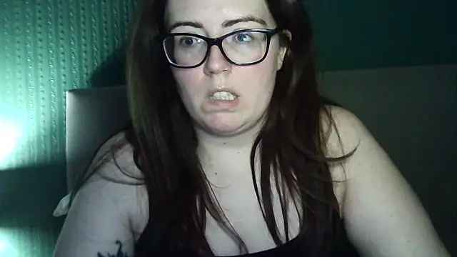 Curvy-BellaX online show from 10-06-25, 07:55