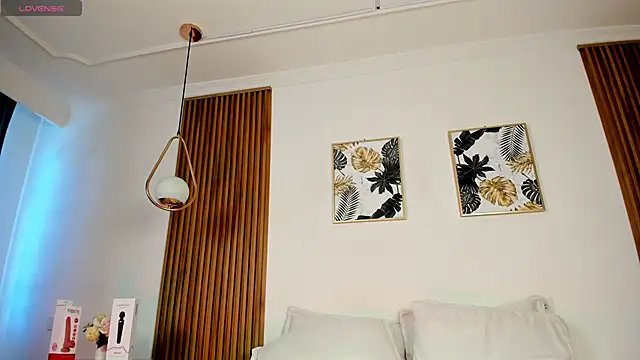 NicolWhite online show from 01-11-26, 12:43