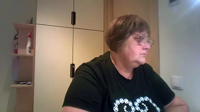 rewa666 online show from 09-10-25, 05:07