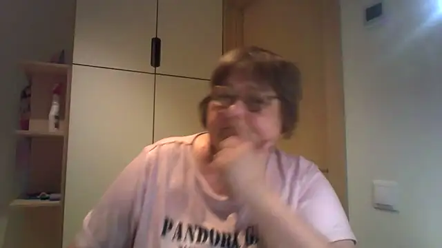 rewa666 online show from 09-11-25, 04:01