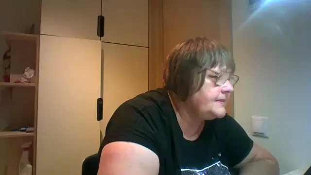 rewa666 online show from 09-15-25, 05:02