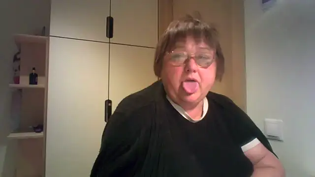 rewa666 online show from 09-29-25, 05:45