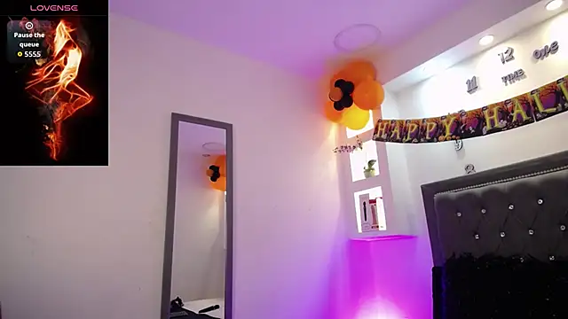 MelissaRhodes online show from 10-13-25, 01:11