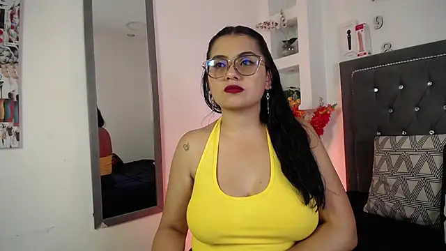 MelissaRhodes online show from 12-18-25, 04:18