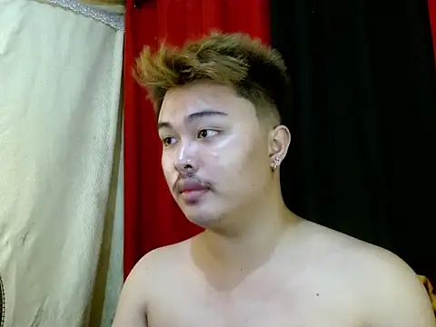 Snapshot of Lustfulljohnx chatting on 11-12-25, 07:13 Lustfulljohnx online show from 11-12-25, 07:13