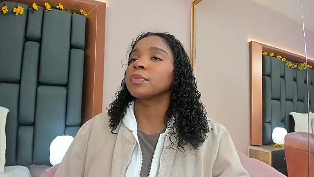 LisaMendez online show from 01-07-26, 03:53