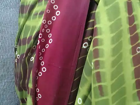 Snapshot of Nova__Leigh chatting on 11-02-25, 07:27 Nova Leigh online show from 11-02-25, 07:27