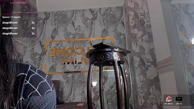 Snapshot of Kirby_Carrington chatting on 11-17-25, 01:17 Kirby Carrington online show from 11-17-25, 01:17