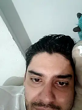 fromero27 online show from 01-08-26, 04:37