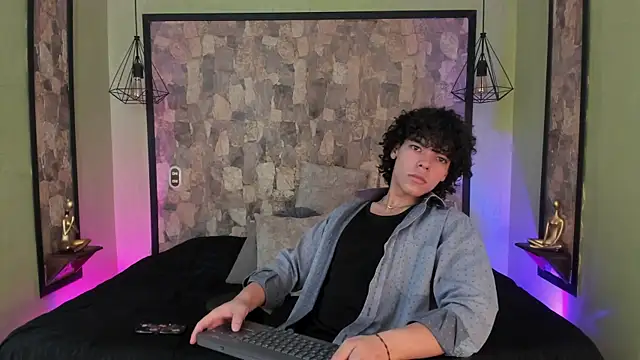 Philly Smith online show from 09-19-25, 08:09