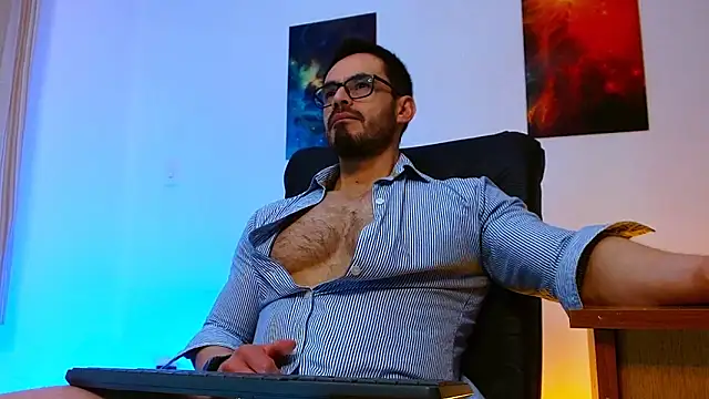 Snapshot of Axel_Lover chatting on 02-28-26, 12:11 Axel Lover online show from 02-28-26, 12:11