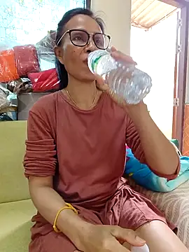 Mama Eva 1 online show from 02-17-26, 01:57