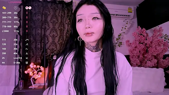 Lein Bone online show from 11-14-25, 12:20