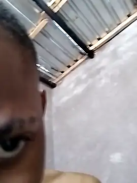 Snapshot of CrepedTrek chatting on 09-11-25, 11:21 CrepedTrek online show from 09-11-25, 11:21