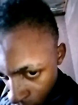 Snapshot of CrepedTrek chatting on 10-05-25, 12:03 CrepedTrek online show from 10-05-25, 12:03