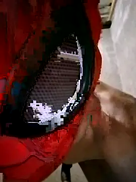 Snapshot of CrepedTrek chatting on 10-08-25, 08:06 CrepedTrek online show from 10-08-25, 08:06