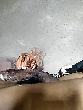 Snapshot of CrepedTrek chatting on 10-17-25, 09:45 CrepedTrek online show from 10-17-25, 09:45