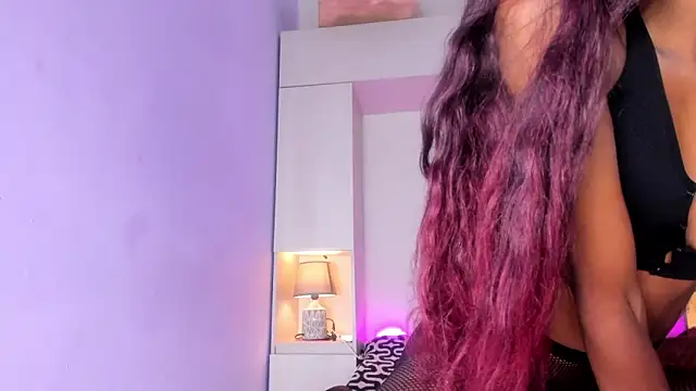 Snapshot of JoyceBlake chatting on 12-04-25, 07:44 JoyceBlake online show from 12-04-25, 07:44