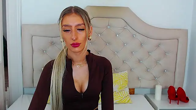 NatalieSensual online show from 11-07-25, 08:58