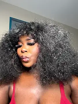 WomanNextdoor1 online show from 11-30-25, 01:59