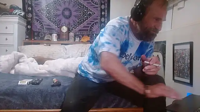 Snapshot of reebokrick650 chatting on 10-23-25, 02:00 reebokrick650 online show from 10-23-25, 02:00