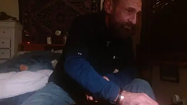 Snapshot of reebokrick650 chatting on 12-02-25, 04:07 reebokrick650 online show from 12-02-25, 04:07