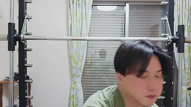 Snapshot of oyu_kun chatting on 02-14-26, 12:13 oyu kun online show from 02-14-26, 12:13