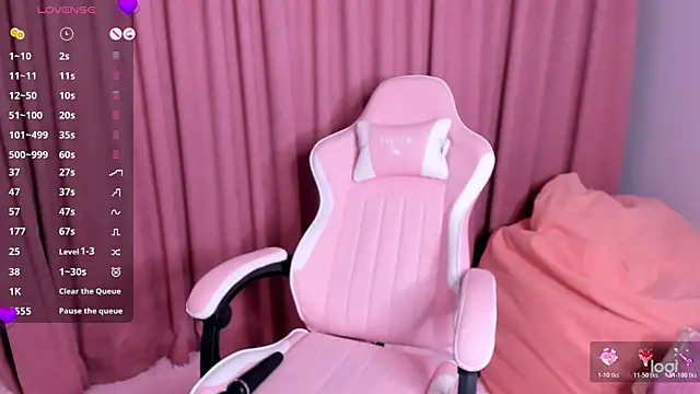 Momo Ayase  online show from 12-01-25, 02:11