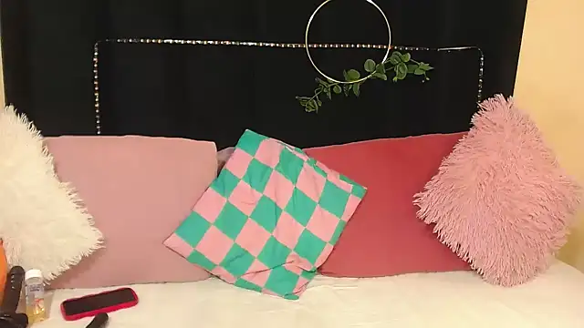 Snapshot of AmazingDarkDoll chatting on 11-23-25, 03:12 AmazingDarkDoll online show from 11-23-25, 03:12