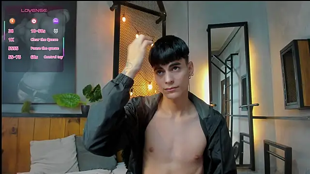 Snapshot of Dani_mc1 chatting on 09-16-25, 11:55 Dani mc1 online show from 09-16-25, 11:55