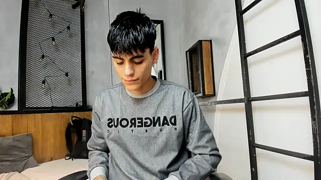 Snapshot of Dani_mc1 chatting on 09-26-25, 11:14 Dani mc1 online show from 09-26-25, 11:14