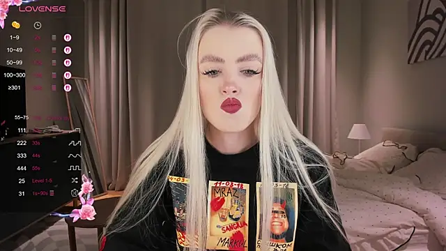 Snapshot of sashaloveyou chatting on 11-16-25, 10:15 sashaloveyou online show from 11-16-25, 10:15