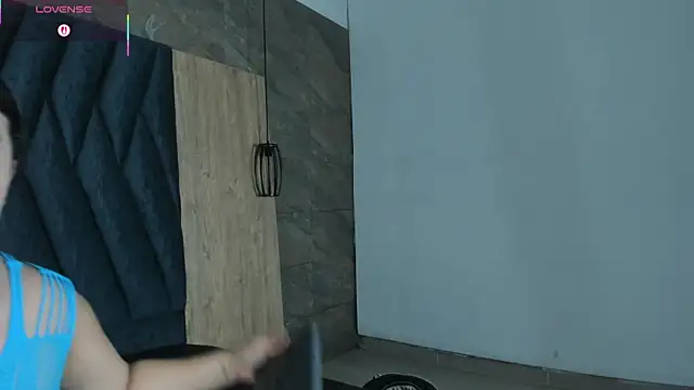 Snapshot of Samy_Grey01 chatting on 11-16-25, 03:12 Samy Grey01 online show from 11-16-25, 03:12