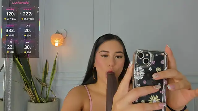 Jazmiinee online show from 01-06-26, 07:17