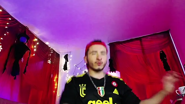 Noha Lux online show from 10-13-25, 01:33