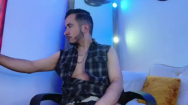 Noha Lux online show from 11-19-25, 01:11